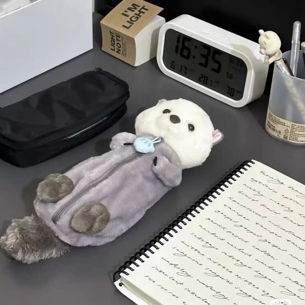 [1 PIECE] Otter Friend Pen/Pencil Case