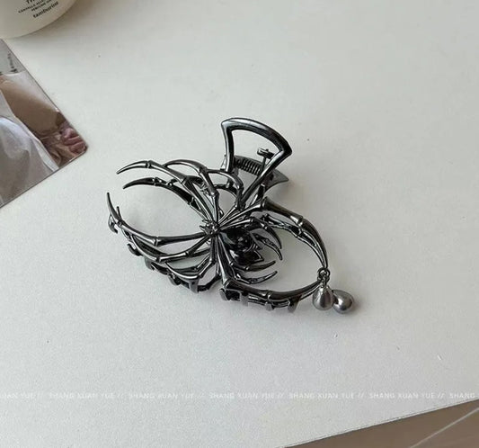 [1 PIECE] Spider with Faux Pearl Drops Hair Claw