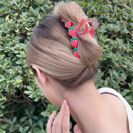 [1 PIECE] Cute Strawberries Hair Claw