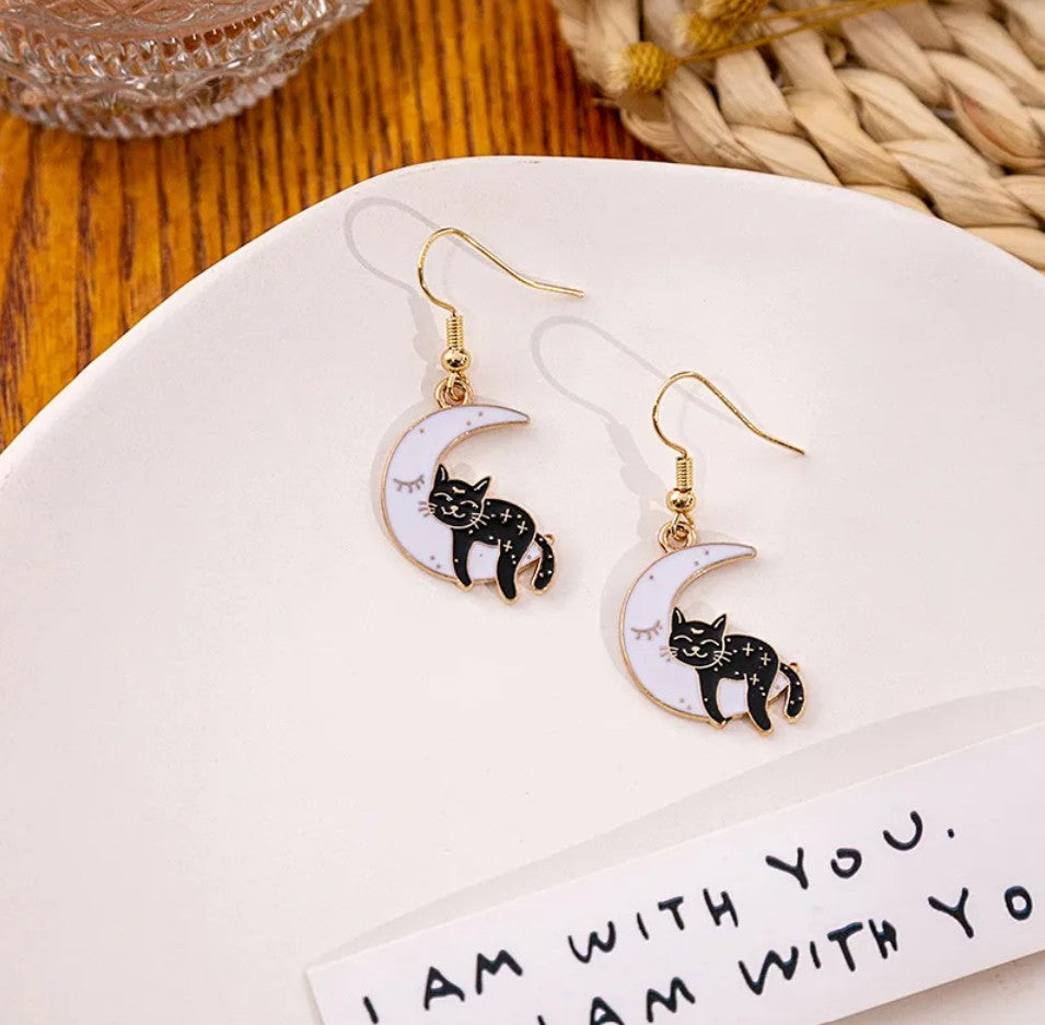 [1 PAIR] Sleeping Black Cat on White Moon Earrings