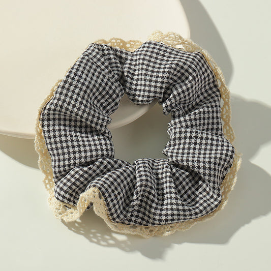 [1 PIECE] Lattice Scrunchie with White Lace Edge