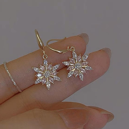 [1 PAIR] Rhinestone Snowflake Earrings
