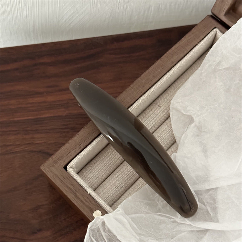 [1 PIECE] Classic Plastic Resin Hair Clip