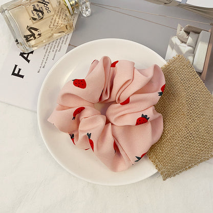 [1 PIECE] Strawberry Print Scrunchie